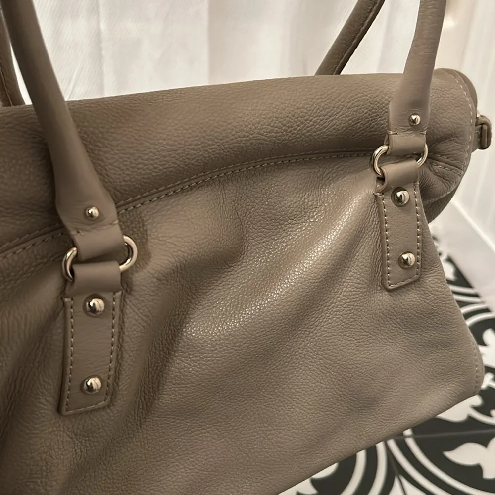 Kate Spade Cobble Hill Leslie Large Satchel Beige Leather Pebbled